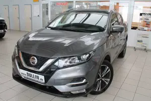Nissan Qashqai 1,7 dCi N-Connecta 4x4 Anhängerzug Bild 2