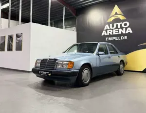 Mercedes-Benz 200 E Aut. *SHD*Sitzh.*EFH*Servo*MOPF1