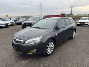 Opel Astra J Sports Tourer 150 Jahre 1.Hand SHG PDC