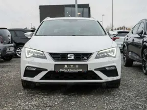 SEAT Leon ST 1.5 TSI FR NAVI PANO LED SHZ VIRT PDC Bild 2