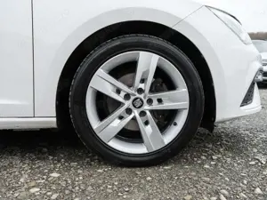 SEAT Leon ST 1.5 TSI FR NAVI PANO LED SHZ VIRT PDC Bild 5