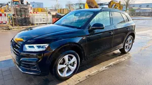 Audi Q5 Q5 50 TFSIe quattro sport / Massage / B0 / Matrix