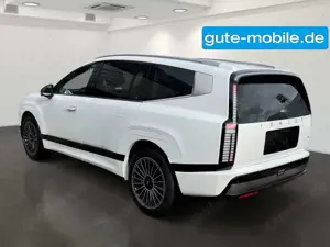 Hyundai IONIQ 7-Sitzer UNIQ Allrad Panoramadach Bild 5