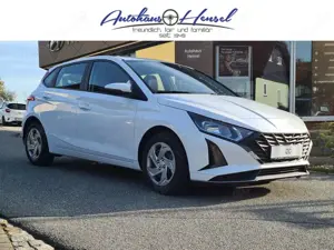 Hyundai i20 1.2 Select Navi Rückfahrkamera DAB Einparkhilfe