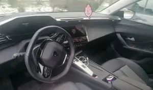 Peugeot 408 Allure Pack Bild 4