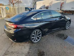 Opel Insignia Insignia 2.0 Turbo *GSI / 4x4 / Leder / Navi* Bild 4