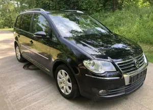 Volkswagen Touran 2.0 TDI DPF DSG United