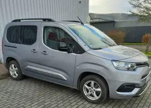 Toyota Proace City Proace City Verso 5-Verso 1.2 Turbo L1 Team PKW Garantie