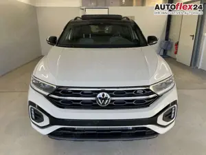 Volkswagen T-Roc R-Line 190PS 4M DSG Pano+AHK+Black+IQ.Light+IQ....