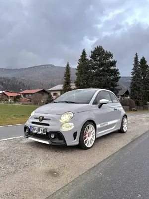Abarth 595 Esseesse Bild 2