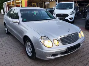 Mercedes-Benz E 200 E 200 CDI (211.004)
