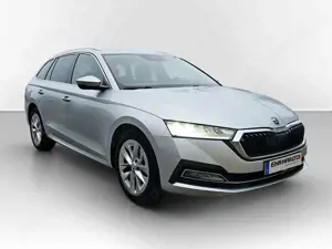 Skoda Octavia Combi 2.0 TDI Style HEADUP*VIRTUAL*LED*ACC*NAV*... Bild 3