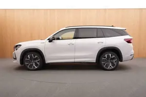 Skoda Kodiaq Sportline 2.0 TDI 142 kW DSG 4x4  AHK 20" Bild 4