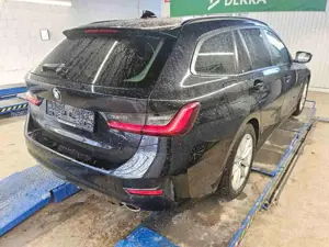 BMW 320 dA Advantage Laser ACC 1. Hand Bild 3