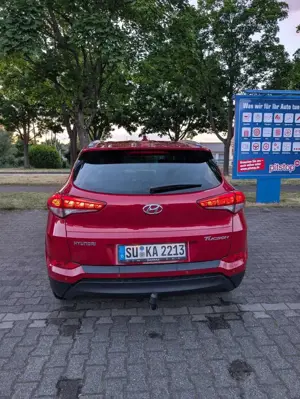 Hyundai TUCSON blue 1.7 CRDi 2WD DCT Classic Bild 2