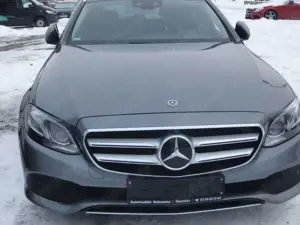 Mercedes-Benz E 220 E 220 d Multibeam LED Bild 2