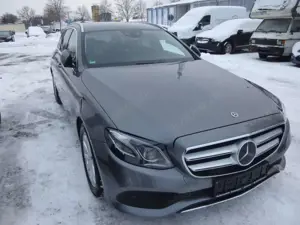 Mercedes-Benz E 220 E 220 d Multibeam LED