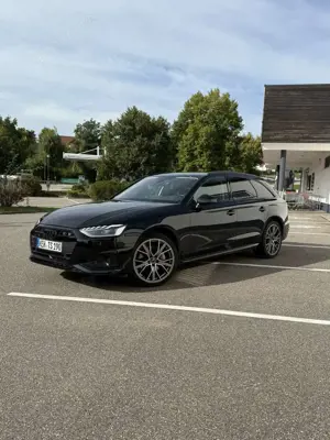 Audi A4 40 TFSI advanced