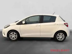 Toyota Yaris 1.0 Comfort Kamera Fernlichtassistent Bild 2