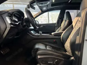 Audi SQ8 4.0 TDI PANO/HUD/STDHZG/ALLRADLENK/RAUTE Bild 4