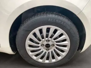 Fiat 500e Action 23,8 kWh KLIMA Bild 4