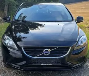 Volvo V40 Automatik Volvo V40 sicher, komfortabel