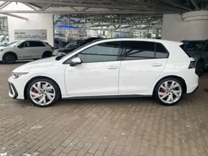 Volkswagen Golf 2.0 TSI OPF DSG GTI Bild 4