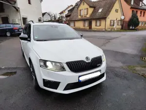 Skoda Octavia Combi 2.0 TDI (Green tec) RS