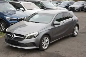 Mercedes-Benz A 200 d Urban *NAVI*LED*PTS*SHZG*17Z*
