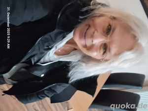 Unternehmungslustige, junggebliebene, attraktive 65- jährige sucht vorzeigbaren, empathischen NR! Bild 5