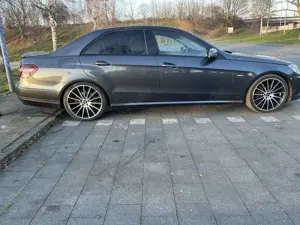 Mercedes-Benz E 250 E 250 CGI BlueEfficiency (212.047)