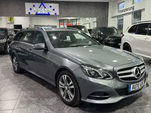 Mercedes-Benz E 220 T-CDI*Avantgarde*BlueTec*ILS*Navi*AHK*Auto