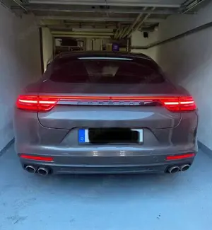 Porsche Panamera 4S Diesel