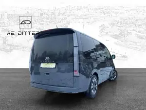 Hyundai STARIA Signature 2WD Bild 5