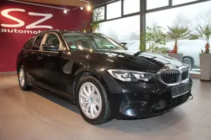 BMW 320 e Touring Advantage LED AHK