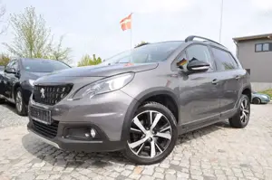 Peugeot 2008 Allure /GT-LINE/S-HEFT/NAVI/PANO/R-KAMERA