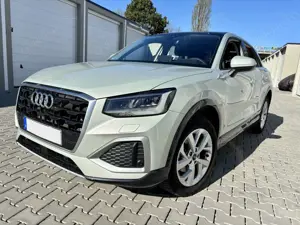 Audi Q2 Advanced, Panoamadach, CarPlay, Sitzheizung...