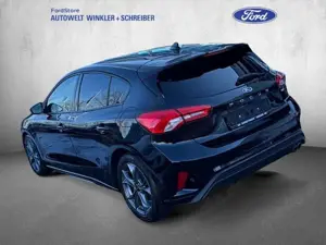 Ford Focus 1.0 EcoBoost Hybrid ST-LINE X Bild 2