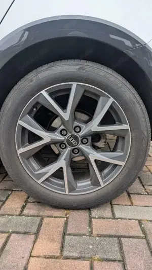 Audi A1 A1 30 TFSI citycarver S tronic Bild 3