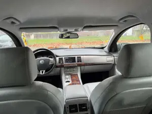 Jaguar XF 2.7 V6 Diesel Premium Luxury