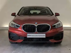BMW 120 d 5-Türer Navi/LED/AHK/Sport-LR-Hz/KomfZg/DAB Navi Bild 2