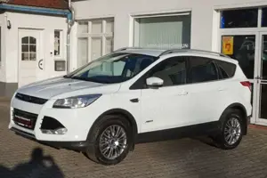 Ford Kuga 2.0 TDCi 4x4 Aut. Titanium Bild 3