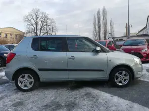 Skoda Fabia Ambiente*Klima*SH-gepfl.*Nr.24 Bild 4