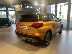 Suzuki Vitara Comfort+ PANO NAVI ACC RFK GSD Klimaaut SHZ LED PD Bild 3
