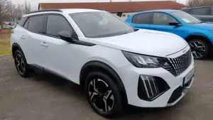 Peugeot 2008 2008 PureTech 130 EAT8 Allure Bild 3