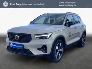 Volvo XC40 XC40 B3 B DKG Plus Dark