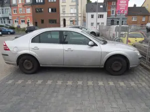 Ford Mondeo Bild 2