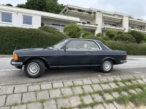 Mercedes-Benz C 230 W123 230 CE Bild 3