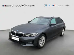 BMW 320 d xDrive Touring Advantage DrvAss Navi DAB PDC