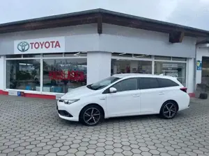 Toyota Auris Touring Sports Hybrid Edition-S+